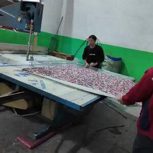 padding for artificial turf on concrete CUTTING