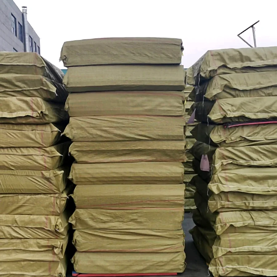 Wholesale EVA foam mats packed in PP woven bags